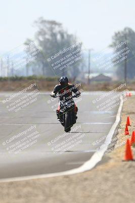 media/Sep-20-2025-TrackDaz (Sat) [[27f0cde673]]/B Group/220pm (Turn 9)/